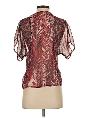Xhilaration Short Sleeve Blouse (view 2)