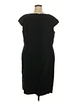 black formal lace dress V-Neck Gown With Trumpet Skirt  Monique Lhuillier