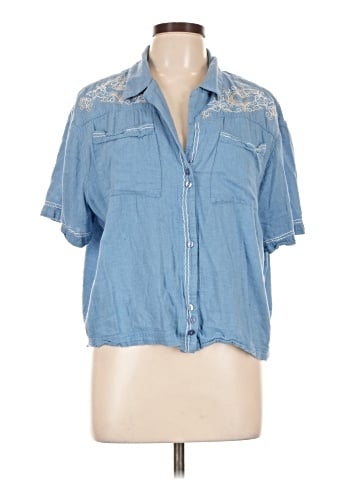 Urban Outfitters Short Sleeve Button-Down Shirt (view 1)