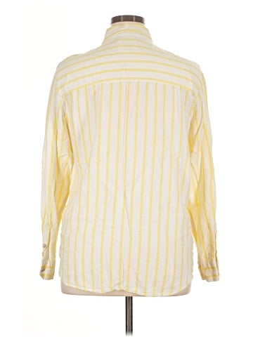 Universal Thread Long Sleeve Button-Down Shirt (view 2)