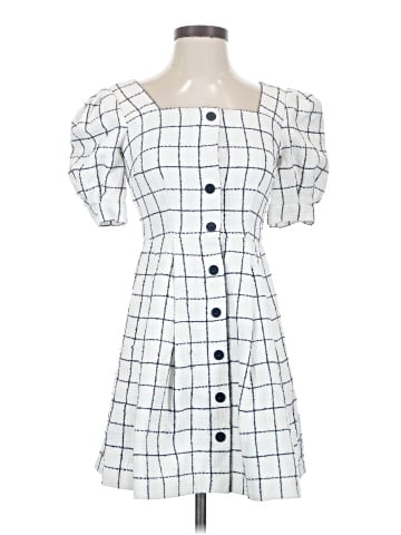 Gal Meets Glam Casual Dress (view 1)
