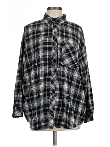 Wild Fable Long Sleeve Button-Down Shirt (view 1)