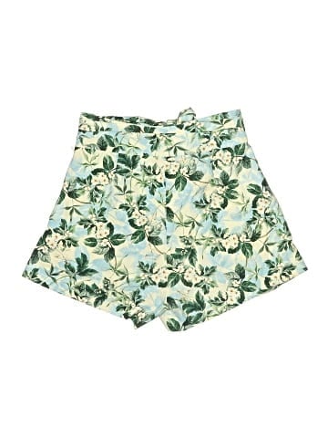 AMUR Shorts (view 2)