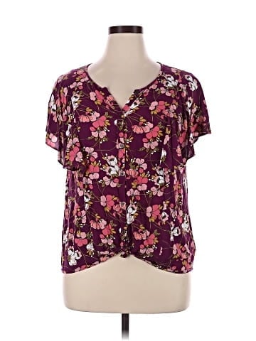 a.n.a. A New Approach Short Sleeve Blouse (view 1)