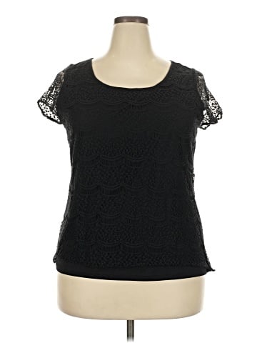 Lane Bryant Short Sleeve T-Shirt (view 1)