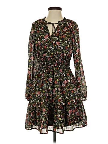 Old Navy Casual Dress (view 1)
