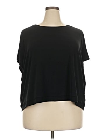 Lane Bryant Short Sleeve T-Shirt (view 1)