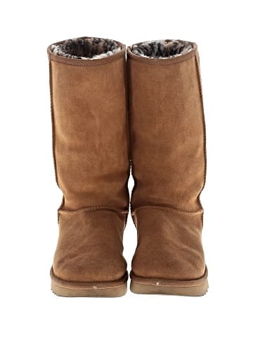 Ugg Boots (view 2)