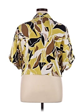 Pleione Short Sleeve Blouse (view 2)