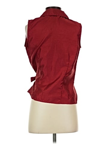 Selene Sport Sleeveless Blouse (view 2)