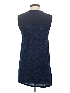 Vince. Sleeveless Top (view 2)
