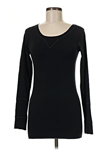 Lululemon Athletica Long Sleeve T-Shirt (view 1)