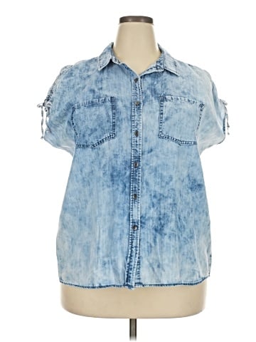 Rock & Republic Short Sleeve Button-Down Shirt (view 1)