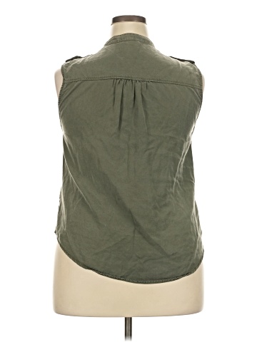 Mossimo Vest (view 2)