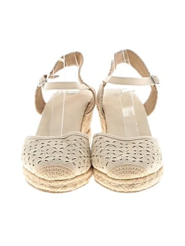 Unbranded Wedges (view 2)