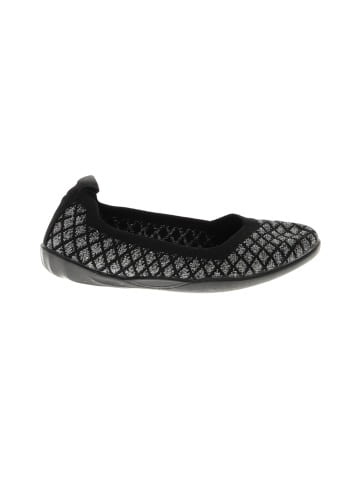 Bernie Mev Flats (view 1)