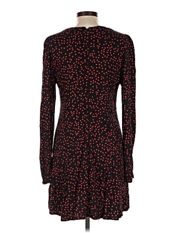 Urban Outfitters Casual Dress (view 2)