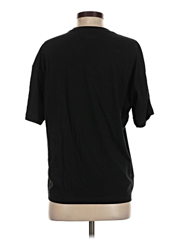 Victoria's Secret Short Sleeve T-Shirt (view 2)