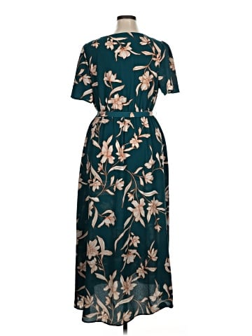 Ava & Viv Casual Dress (view 2)
