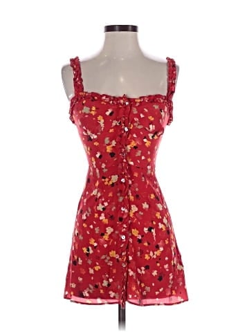 Réalisation Sleeveless Silk Top (view 1)