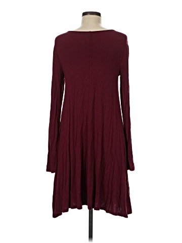 Old Navy Casual Dress (view 2)