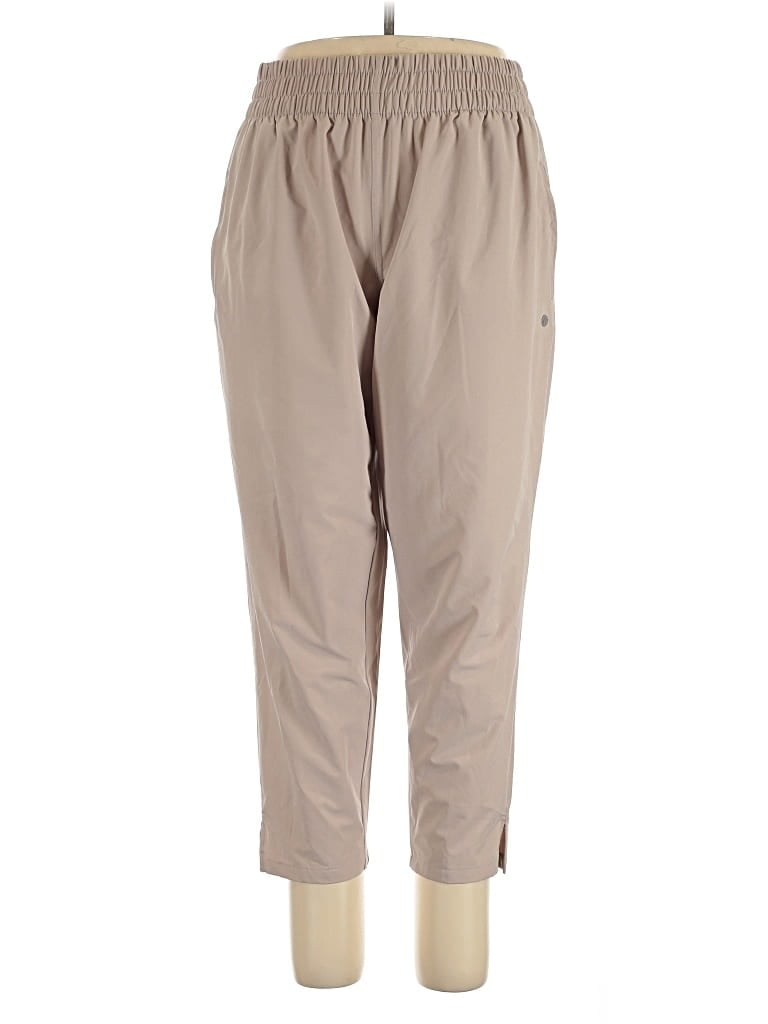 Pre-owned Apana Casual Pants In Tan