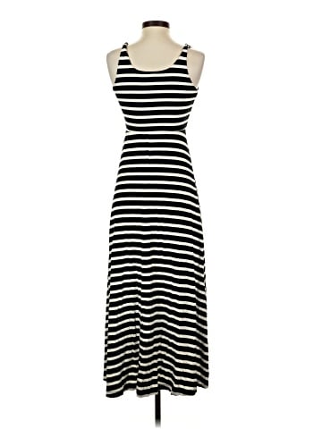 Old Navy Casual Dress (view 2)