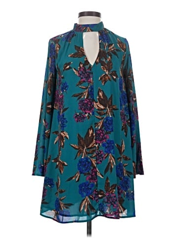 Everly Casual Dress (view 1)