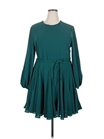 premier amour Casual Dress (view 1)