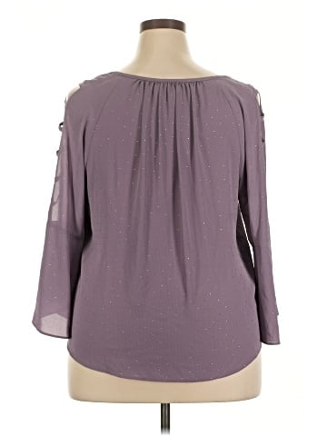 Jennifer Lopez 3/4 Sleeve Top (view 2)