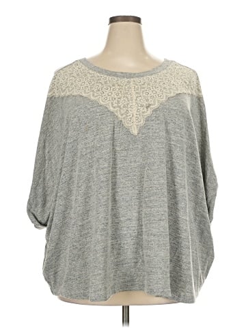 Cacique Poncho (view 1)