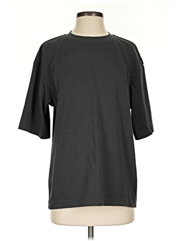 Uniqlo U 3/4 Sleeve T-Shirt (view 1)