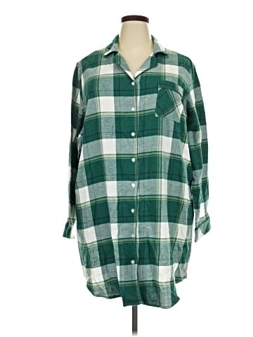 Liz Claiborne 3/4 Sleeve Button-Down Shirt (view 1)