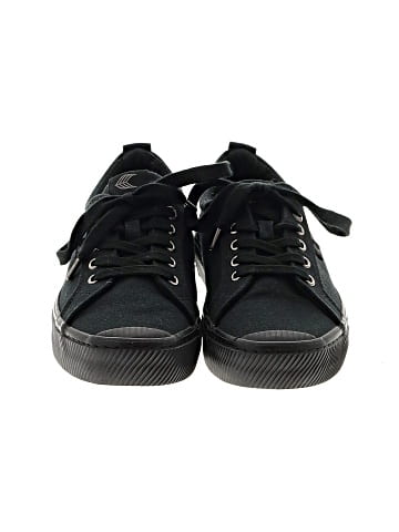 Cariuma Sneakers (view 2)