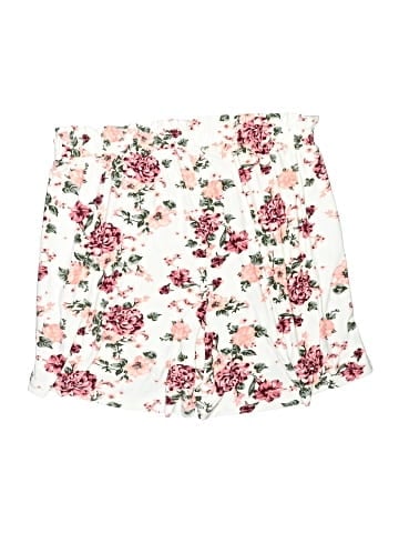 Full Circle Trends With Love Shorts (view 2)