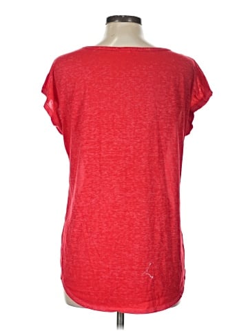 Maurices Short Sleeve T-Shirt (view 2)