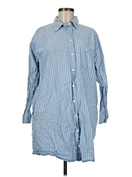 Universal Thread Long Sleeve Button Down Shirt