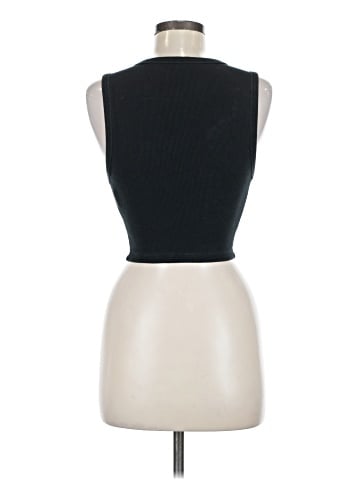 Abercrombie & Fitch Sleeveless T-Shirt (view 2)
