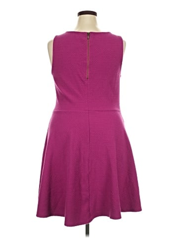 Old Navy Casual Dress (view 2)