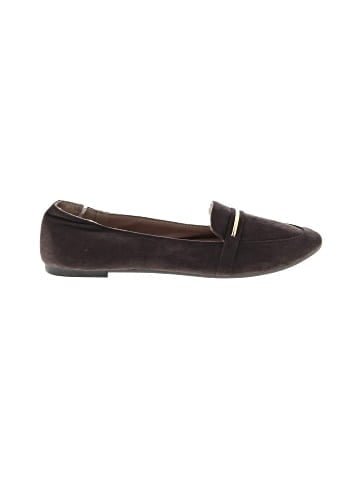 Unbranded Flats (view 1)