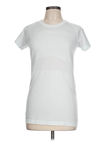 Lululemon Athletica Active T-Shirt (view 1)