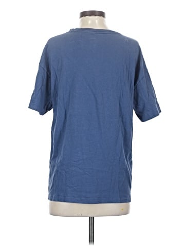 American Eagle Outfitters Short Sleeve T-Shirt (view 2)