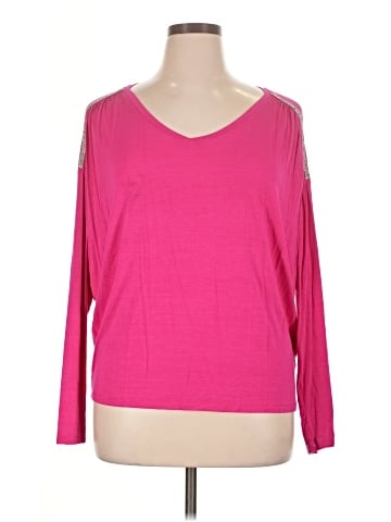 Jennifer Lopez 3/4 Sleeve Top (view 1)