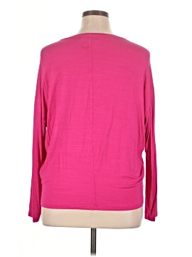 Jennifer Lopez 3/4 Sleeve Top (view 2)