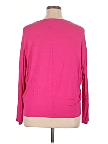 Jennifer Lopez 3/4 Sleeve Top (view 2)