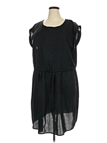 Old Navy Casual Dress (view 1)