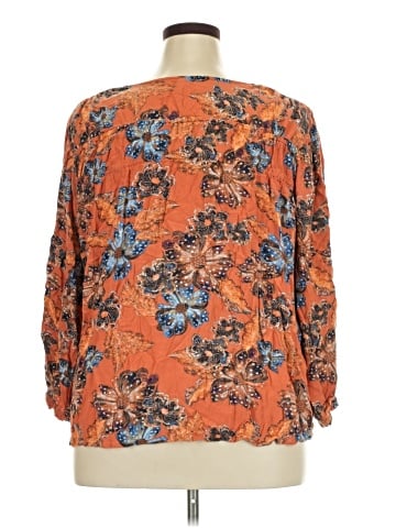 Old Navy 3/4 Sleeve Blouse (view 2)