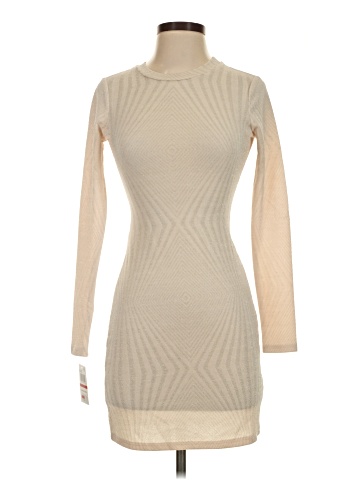 B. Darlin Casual Dress (view 1)
