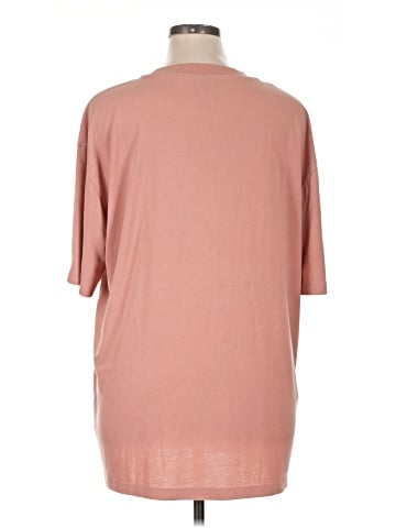 Ivy Park Short Sleeve T-Shirt (view 2)