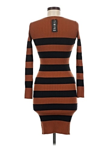 Timing Casual Dress (view 2)